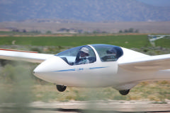 C/1st Lt Robertson eases his ASK21 glider for a landing at the 2011 National Glider Flight Academy in Minden, NV